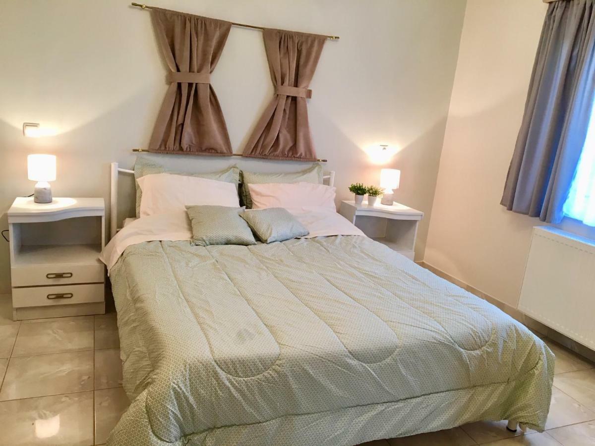 דירות Luxury House In Nafplio With A Great View Balcony מראה חיצוני תמונה